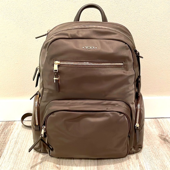 NEW TUMI CARSON VOYAGEUR TRAVEL BACKPACK - Picture 3 of 3